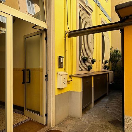 Regina Milano In Verona - Sky Tv, Wifi E Breakfast Box Apartment Exterior photo