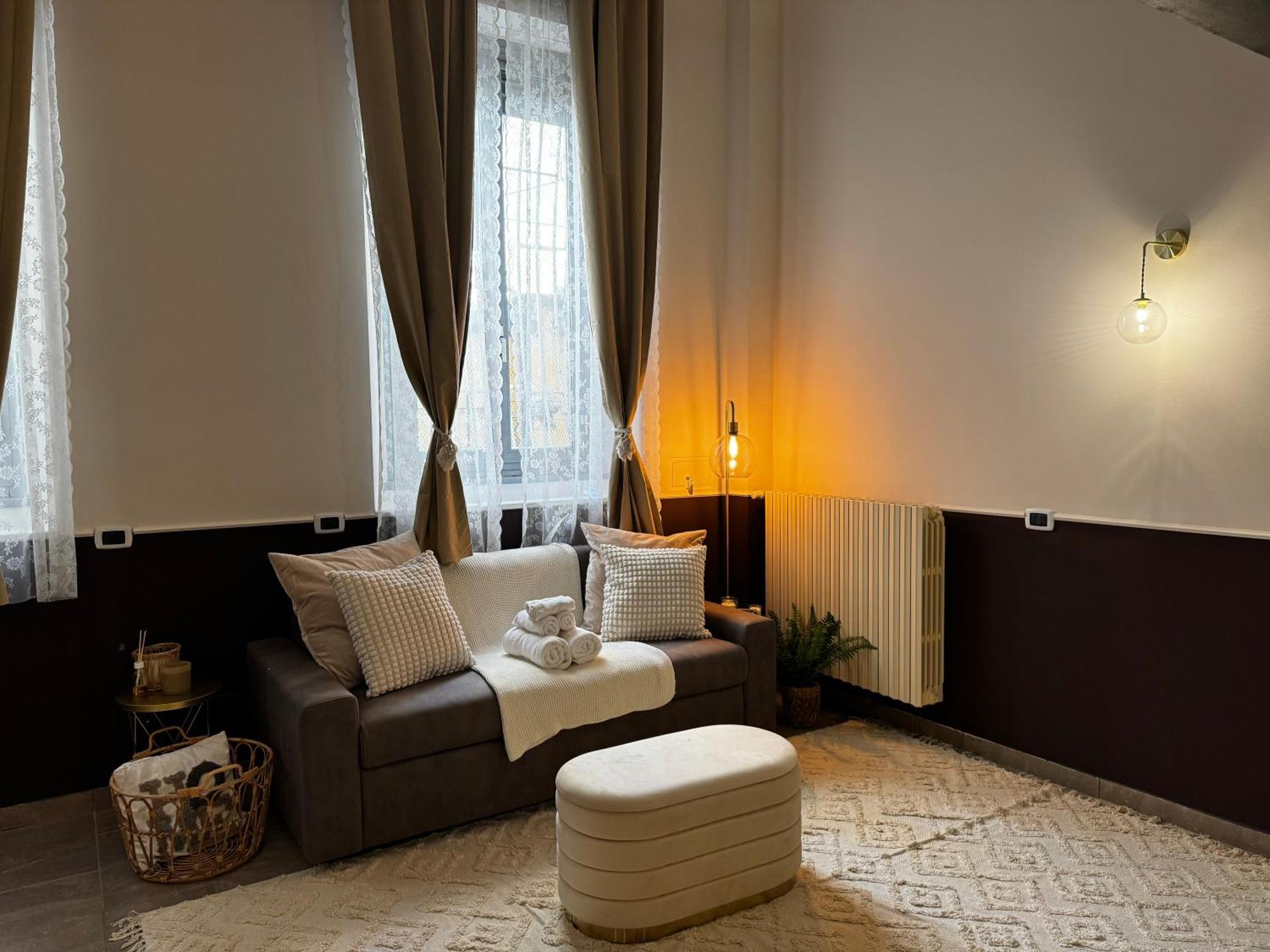 Regina Milano In Verona - Sky Tv, Wifi E Breakfast Box Apartment Exterior photo